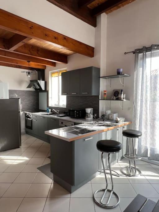 La Petite Angerienne Villa Saint-Jean-dʼAngély Buitenkant foto